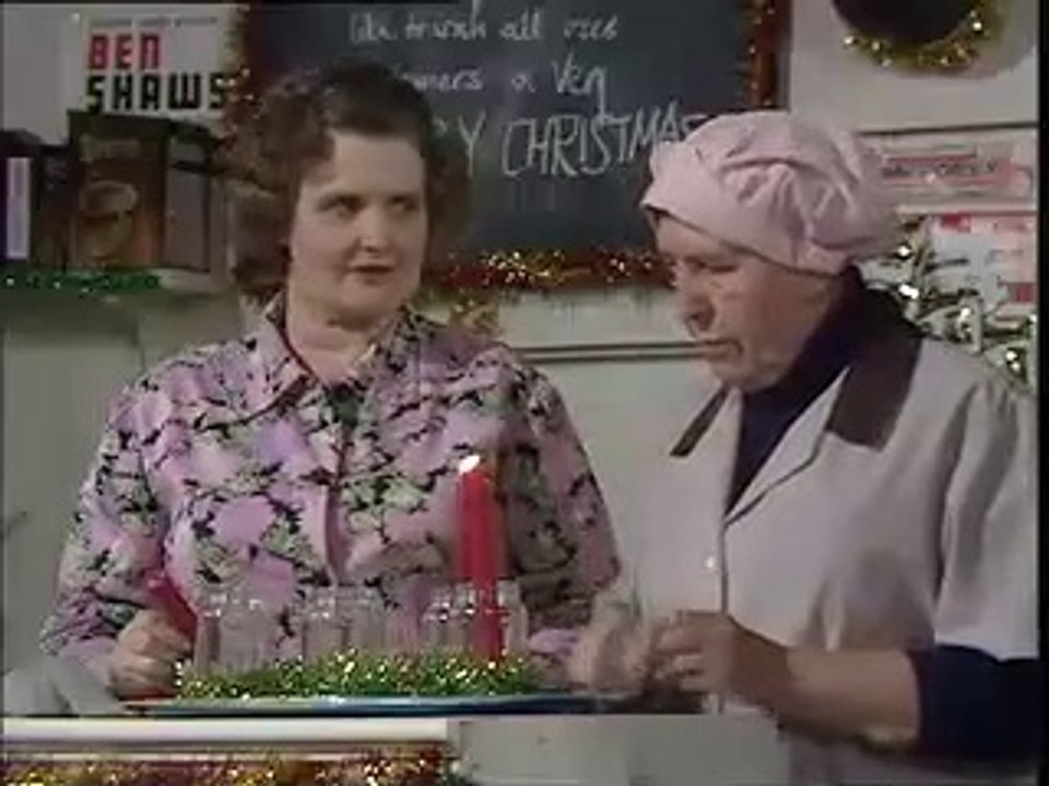 Last Of The Summer Wine  S10/E8 Part 2/2  Bill Owen • Peter Sallis • Michael Aldridge • Jim Bowen • Kathy Staff