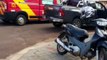 Caminhonete e motocicleta se envolvem em colisão no cruzamento entre as Ruas Manaus e Marechal Deodoro