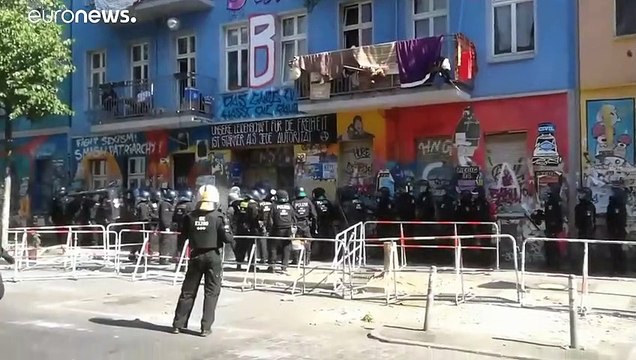 Berlino: irruzione della polizia al Rigaer94 , storico covo dell'estrema sinistra