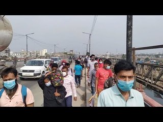 হেঁটেই ঢাকা ছাড়ছে ঘরমুখো মানুষ | Jagonews24.com