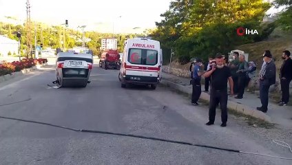 Takla atan araçtan yürüyerek çıktılar