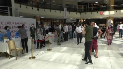 Kuyumcukent AVM'de yerinde aşı uygulaması başladı