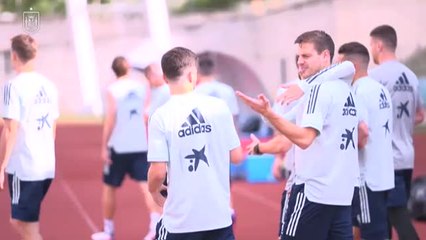 La selección sigue esperando a Busquets