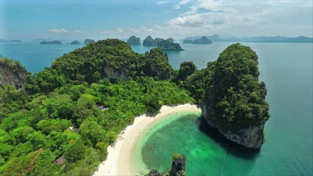 Vaccinated Tourists May Be Able to Travel to Thailand by October