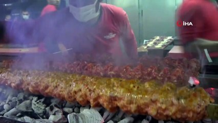 Aşı olana Adana kebap