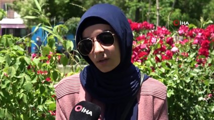 Görme engelli genç kız hayatını kitaplaştırdı