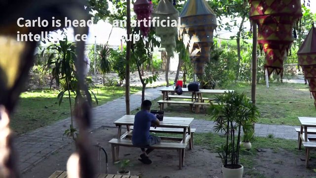 Filipino digital nomads work in beach tourist spots