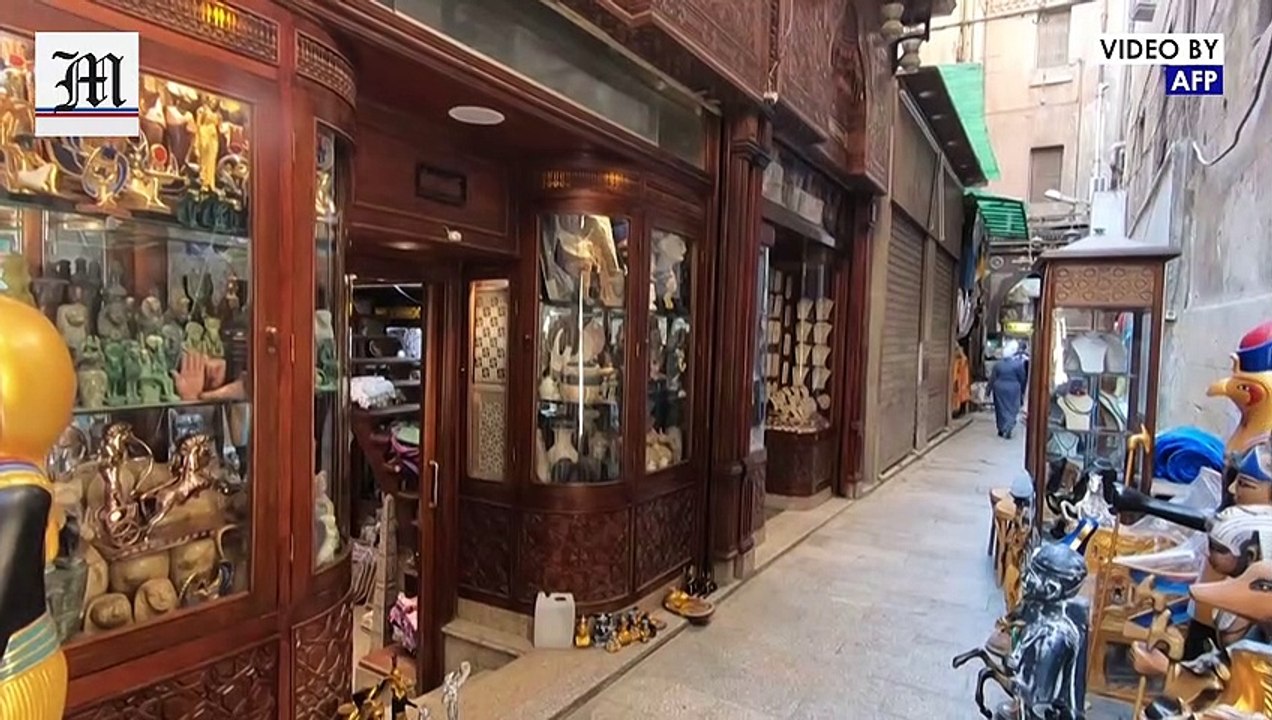 Egypt souvenir market pins hopes on tourism resurgence