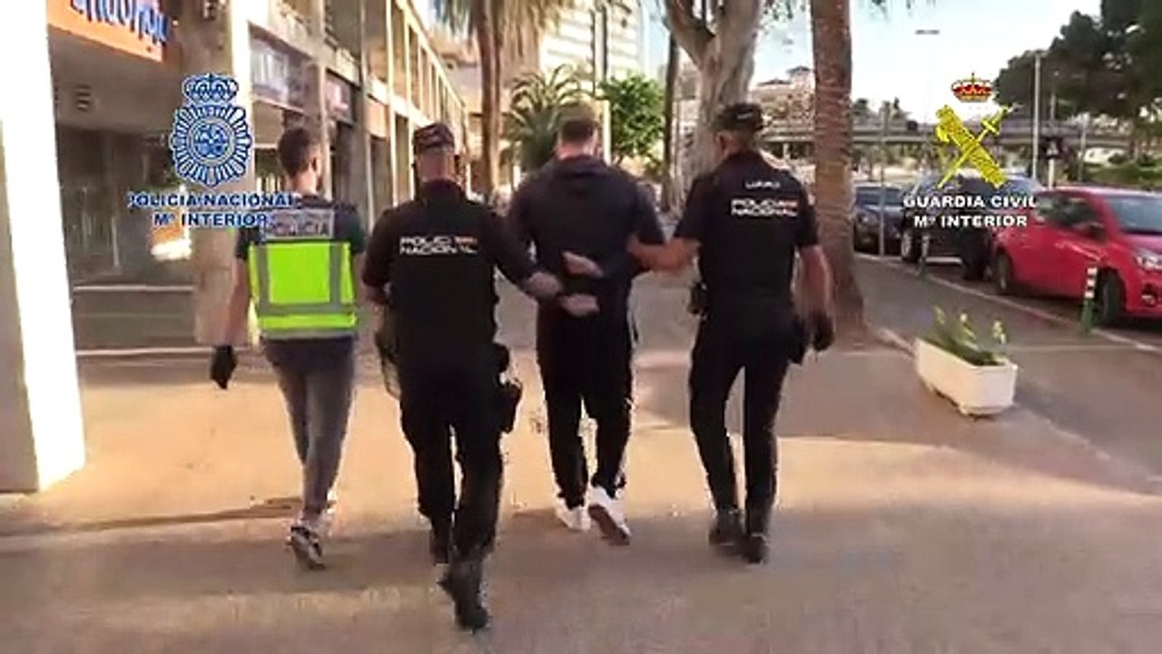 Detenidos en Córdoba tres miembros de una red que exportaba vehículos robados con documentación falsa