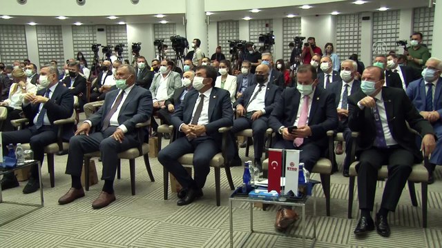 BURSA - Hazine ve Maliye Bakanı Lütfi Elvan: 'lk çeyrekteki yüzde 7'lik büyümenin yüzde 30'nu imalat sanayimiz tek başına sırtladı'