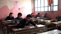 وسط أجواء مستقرة.. امتحانات التعليم الثانوي تتواصل في مناطق سيطرة المعارضة شمالي سوريا