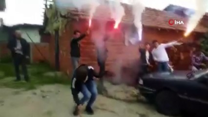 Evlerine dönen askerler için tüfekler ardı ardına ateşlendi