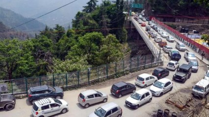 Tourists throng Himachal after govt relaxes Covid norms