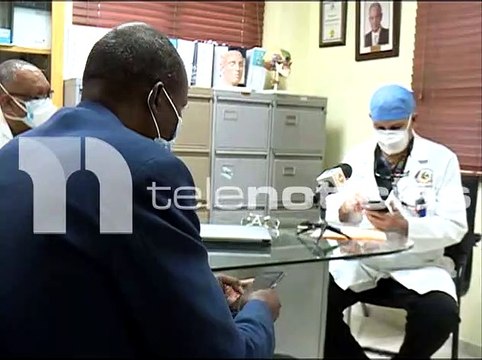 #Telenoticias / Hospital Luis Eduardo Aybar coloca segunda morgue móvil a la vista familiares pacientes Covid-19 / 17 de junio 2021