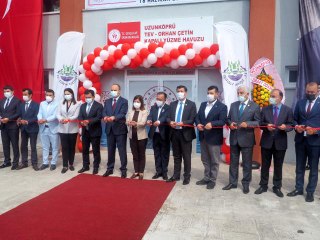 Edirne'nin en büyük spor kompleksi açıldı