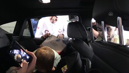 EDİRNE - YTB Başkanı Eren, Avrupa'daki Türklerin bu yıl Türkiye'ye yoğun olarak gelmelerini beklediklerini söyledi: