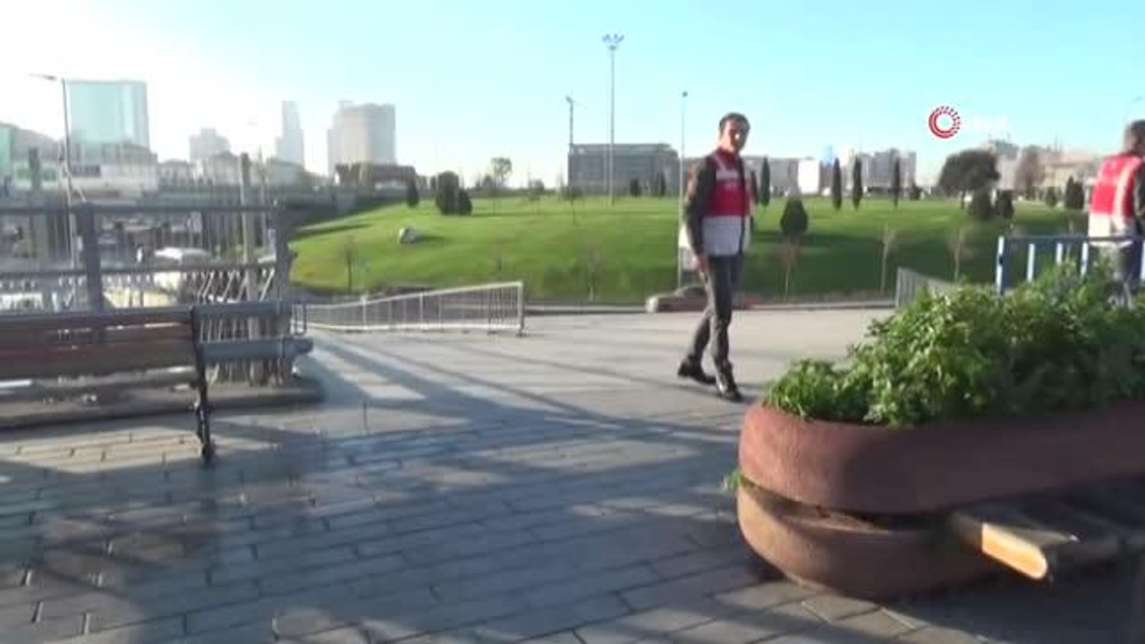 Gezi Parkı olaylarında kafasına gaz kapsülü isabet eden ve tedavi gördüğü hastanede hayatını kaybeden Berkin Elvan'ın ölümüne ilişkin davada, sanık...