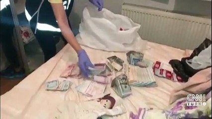 FETÖ operasyonu:  Gülen'in yeni beddua videoları ve ses kayıtları bulundu