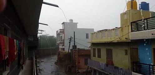 बाड़मेर...30 मिनट में 40.8 एमएम बारिश, तरबतर थार