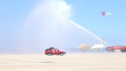 15 ay sonra Bayreyn'den gelen 167 turistin yer aldığı kafile çiçeklerle karşılandı