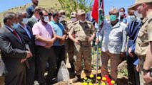 Jandarma Genel Komutanı Orgeneral Çetin'den şehit güvenlik korucusunun kabrine ziyaret