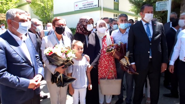 ELAZIĞ - Tarım ve Orman Bakan Yardımcısı Işıkgece, alabalık ihracatı yapan tesiste incelemelerde bulundu