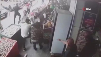 Esenyurt'ta manav sahibini 'soğan' ile döven şahıslar yakalandı