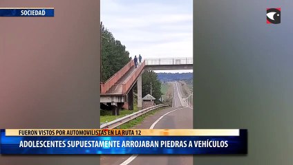 Adolescentes supuestamente arrojaban piedras a vehículos