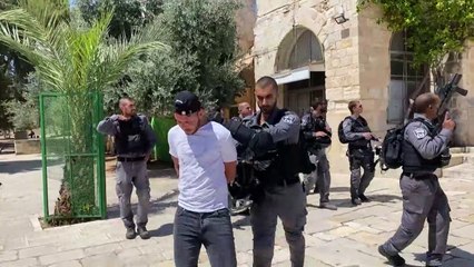 اعتقالات وإصابات إثر مواجهات في القدس الشرقية المحتلة