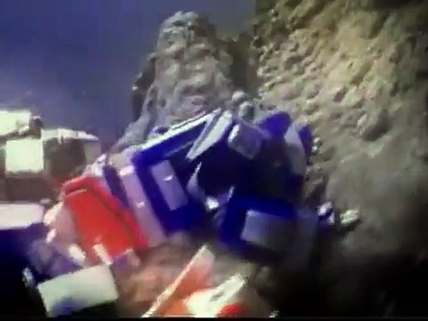 ⁣Power Rangers in Space S1 E30 -