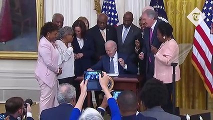 Biden signs bill making Juneteenth a US federal holiday