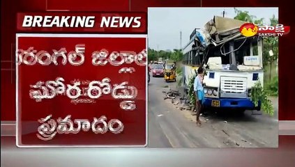 వరంగల్‌లో ఆర్టీసీ బస్సును ఢీకొట్టిన ఇసుక లారీ