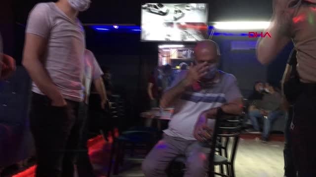 BURSA'DA KISITLAMAYI İHLAL EDEREK RESTORANA GİDEN 24 KİŞİYE 81 BİN 900 LİRA CEZA