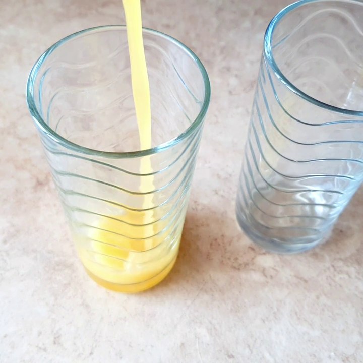 Jus d'orange et citron express pour se rafraîchir à tout moment