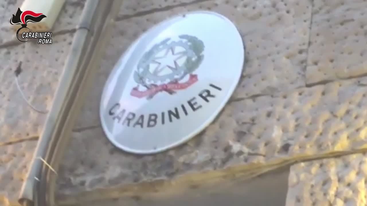 Roma, si fingeva un vigilante per rapinare le banche: arrestato
