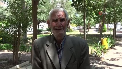 Bir babanın gözyaşları... Fazlı dede Babalar Gününe parkta yalnız giriyor