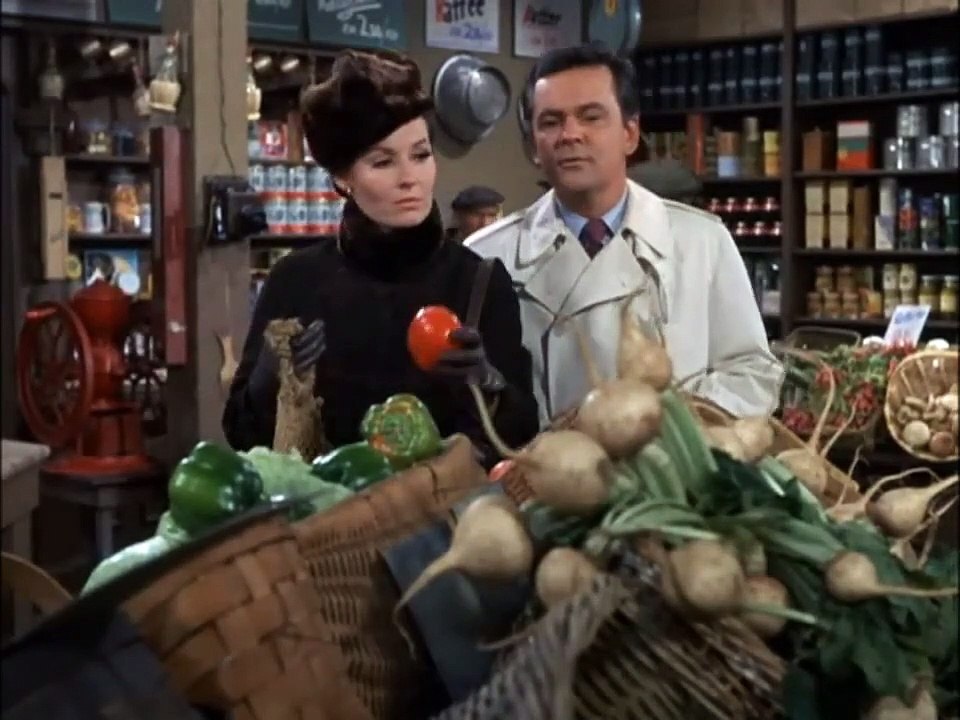 Space: 1999: Season 1 Episode 1 - Breakaway (Full Episode)