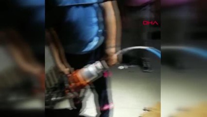 Son dakika haberi | DEMİR PARMAKLILARA SIKIŞAN KÖPEĞİ İTFAİYE KURTARDI