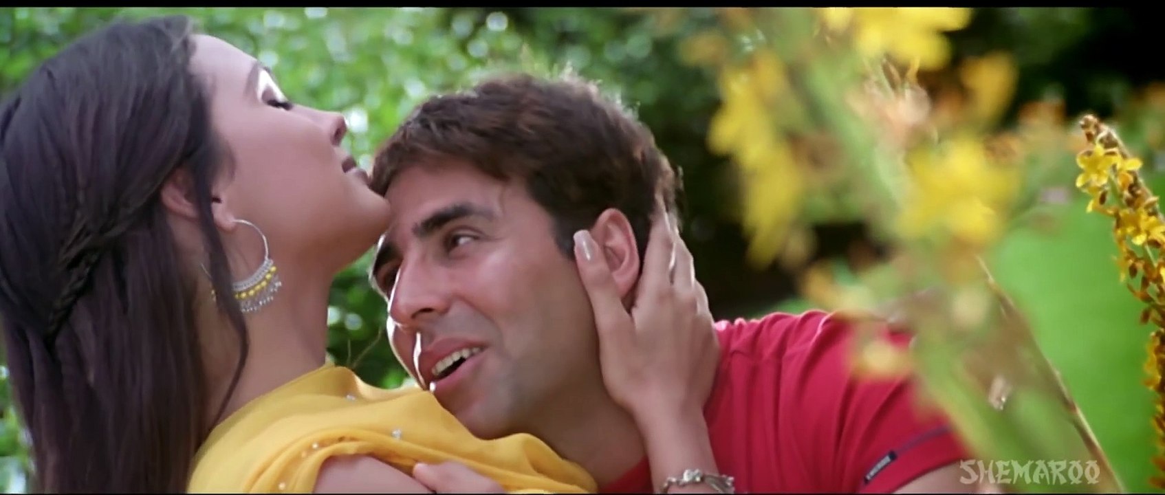 Aaj Kehna Zaroori Hai  Andaaz Songs  Akshay Kumar  Lara Dutta  Udit & Alka Hits  Filmigaane