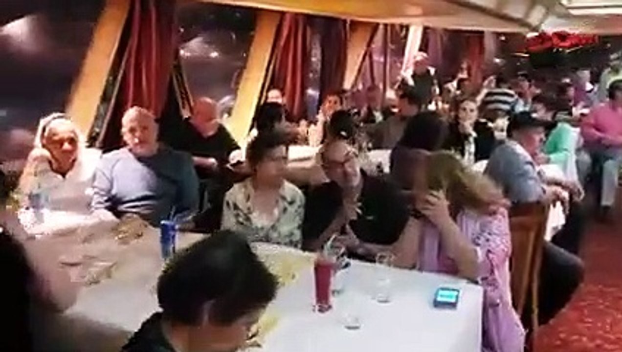 Arabic hot dance in England