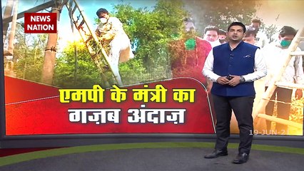 मध्य प्रदेश के उर्जा मंत्री प्रद्युम्न सिंह तोमर ने खुद साफ किया बिजली ट्रांसफॉर्मर का कचरा