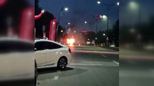 Lüks cip hareket halinde alev aldı