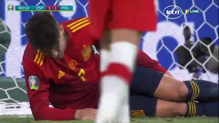 Alvaro Morata gets on the end of a defense-splitting pass, Wojciech Szczesny makes a great save