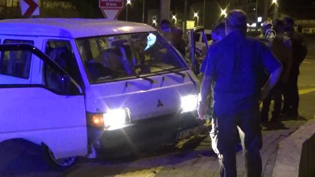 Polisin dur ihtarına uymayıp kaçmaya çalışan sürücü kaza yaptı