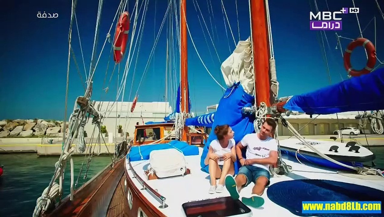 مسلسل رائحة الفراولة الحلقة 8 الدبلجة