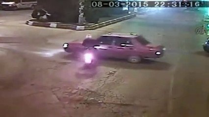 Motosiklet kazası kameralara böyle yansıdı