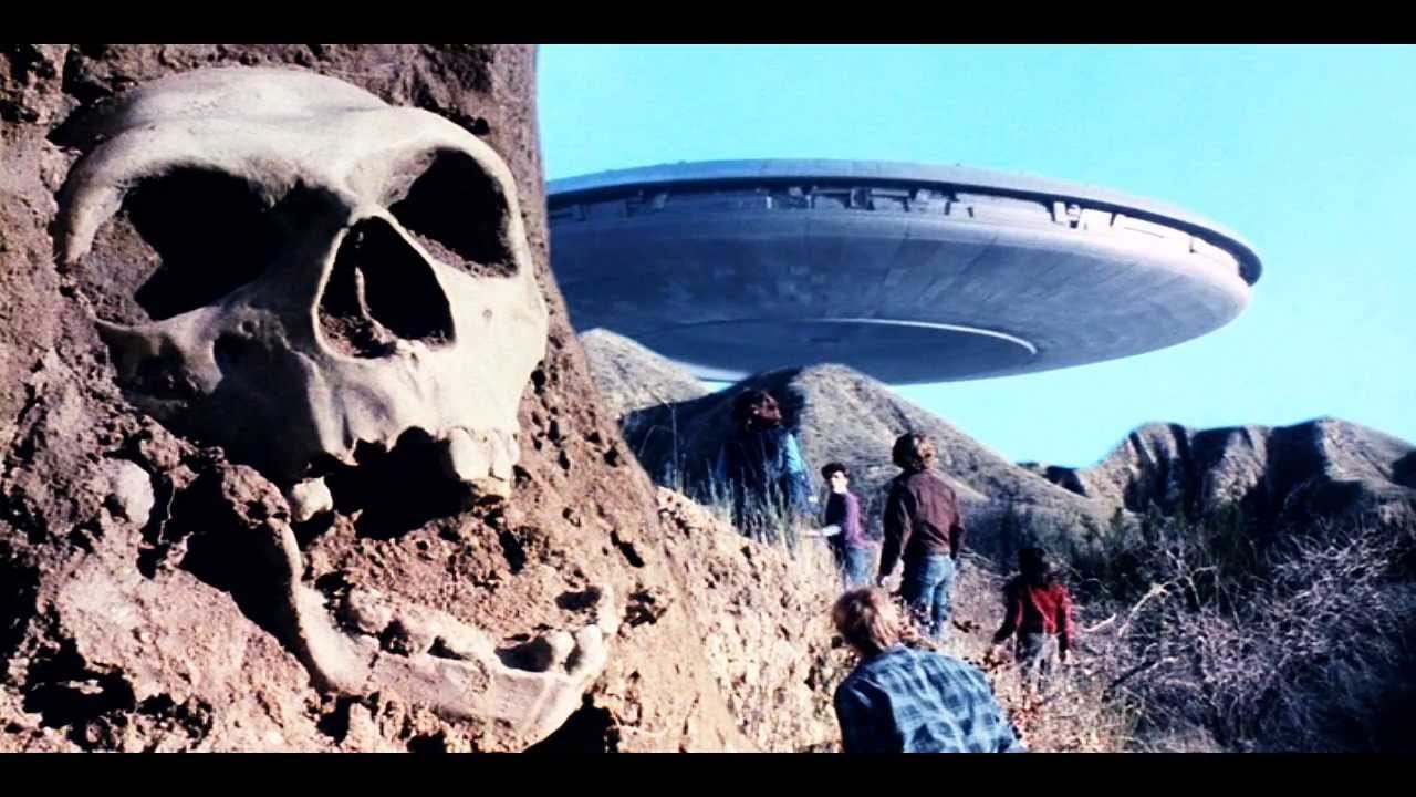 V - Trailer