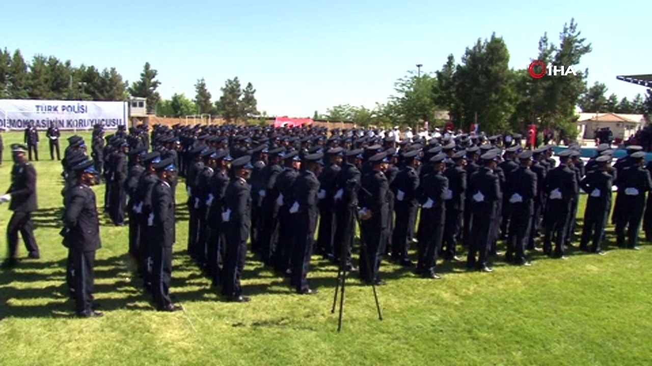 Bakan Soylu, Polis Akademisi Malatya PMYO 26. dönem mezuniyet töreninde konuştu