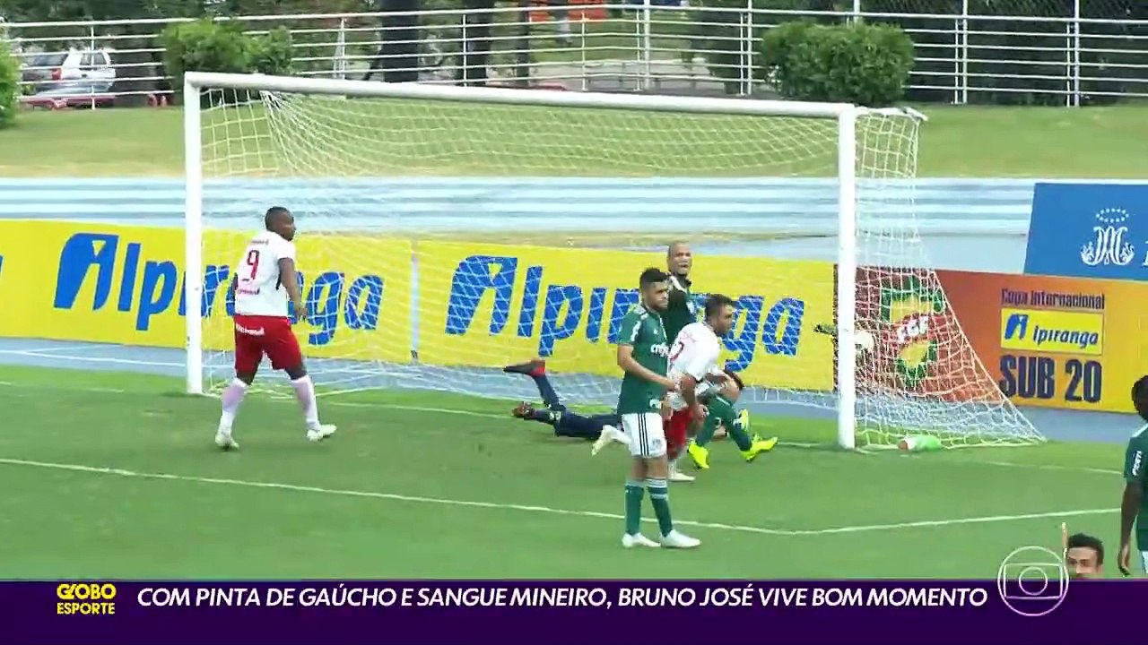 Globo Esporte MG  Com pinta de gaúcho e sangue mineiro, Bruno José curte o bom momento no Cruzeiro