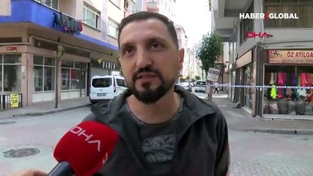 İstanbul Güngören'de çatlaklar oluşan 4 katlı bina boşaltıldı